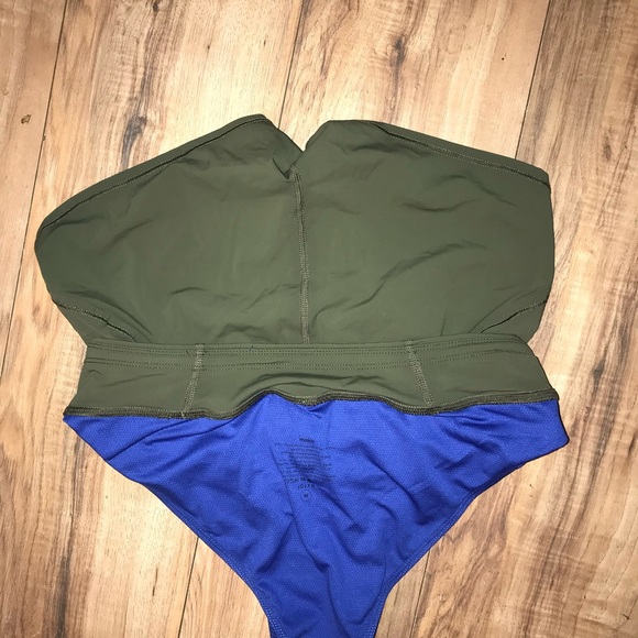 Jolyn Hewson Athletic Short - Picture 11 of 15